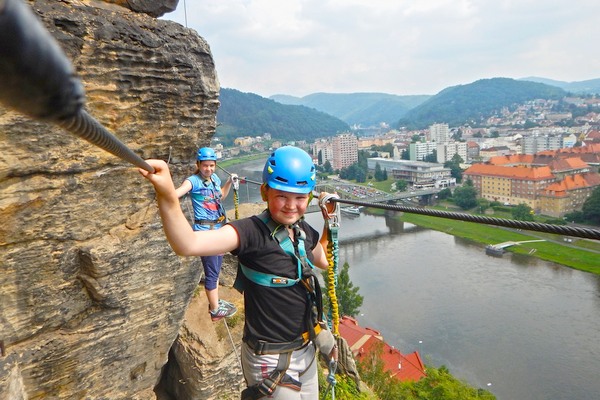 Via ferrata s průvodcem pro školní skupiny a kolektivy.